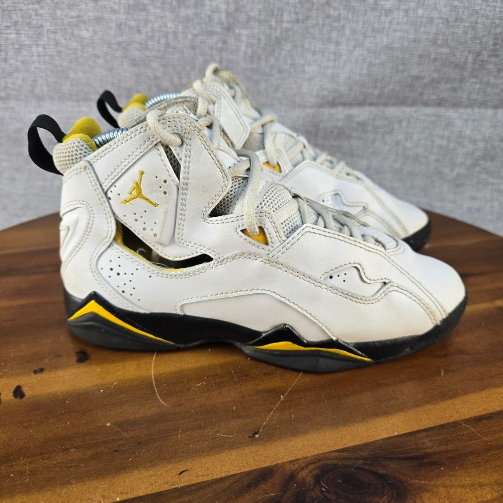 Jordan True Flight GS White Black Yellow‎ Kids Basketball Shoes 343795-107 4.5Y
